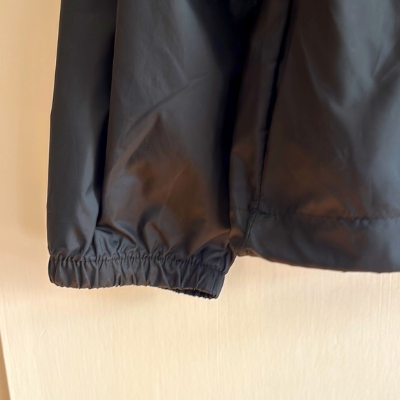 Columbia Black Windbreaker Jacket - Picture 5 of 8